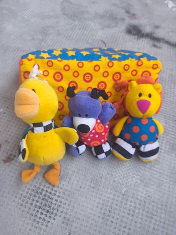 Petit jeux d'équilibre avec des peluches