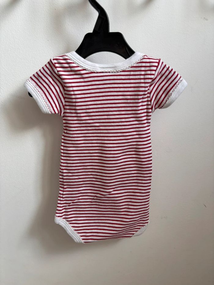 Lot 2 bodies rayés Petit Bateau 3 mois - photo numéro 11