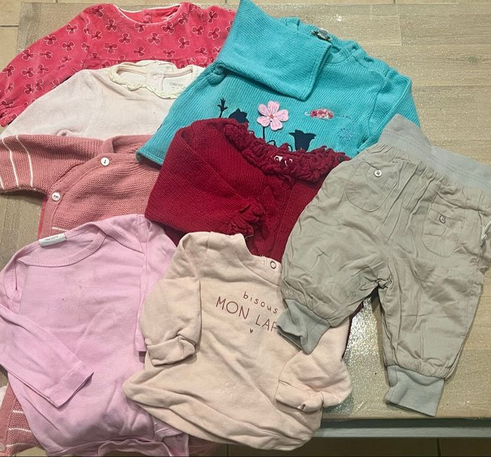 Lot 8 vêtements hiver fille  3 mois