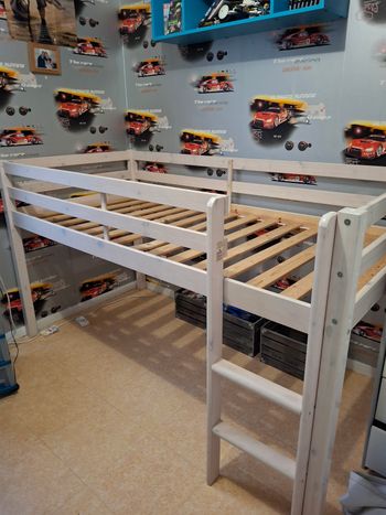 Mezzanine enfant mi hauteur 