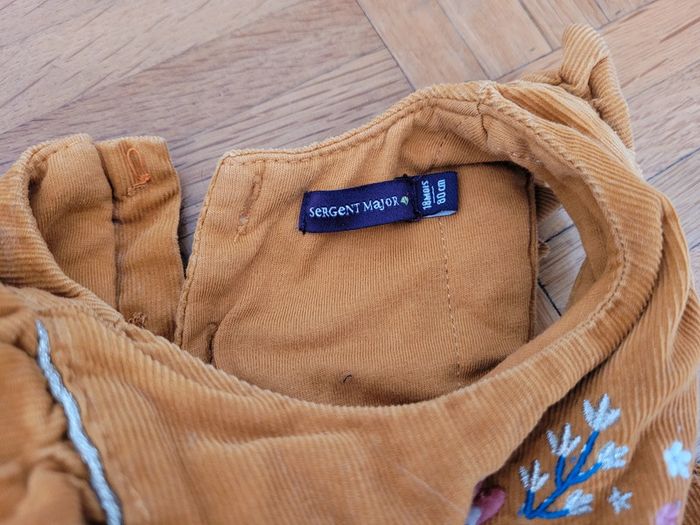 Salopette jaune - photo numéro 2