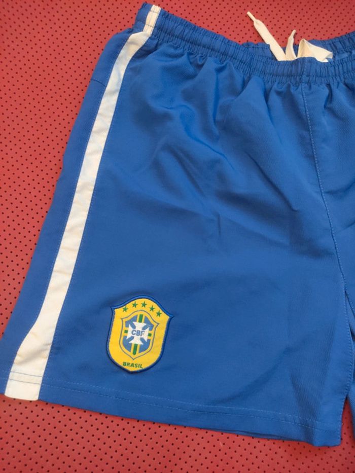Short de foot Brésil, Nike Authentique Officiel taille enfant 12/13 ans - photo numéro 2