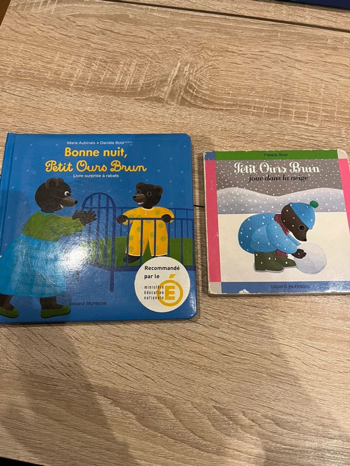 2 livres Petit ours brun dont 1 offert