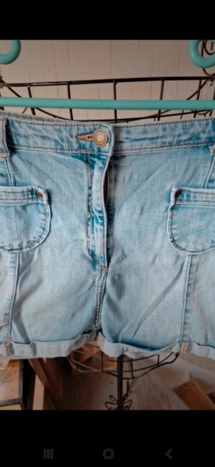 Short H&M taille S 👻 - photo numéro 3