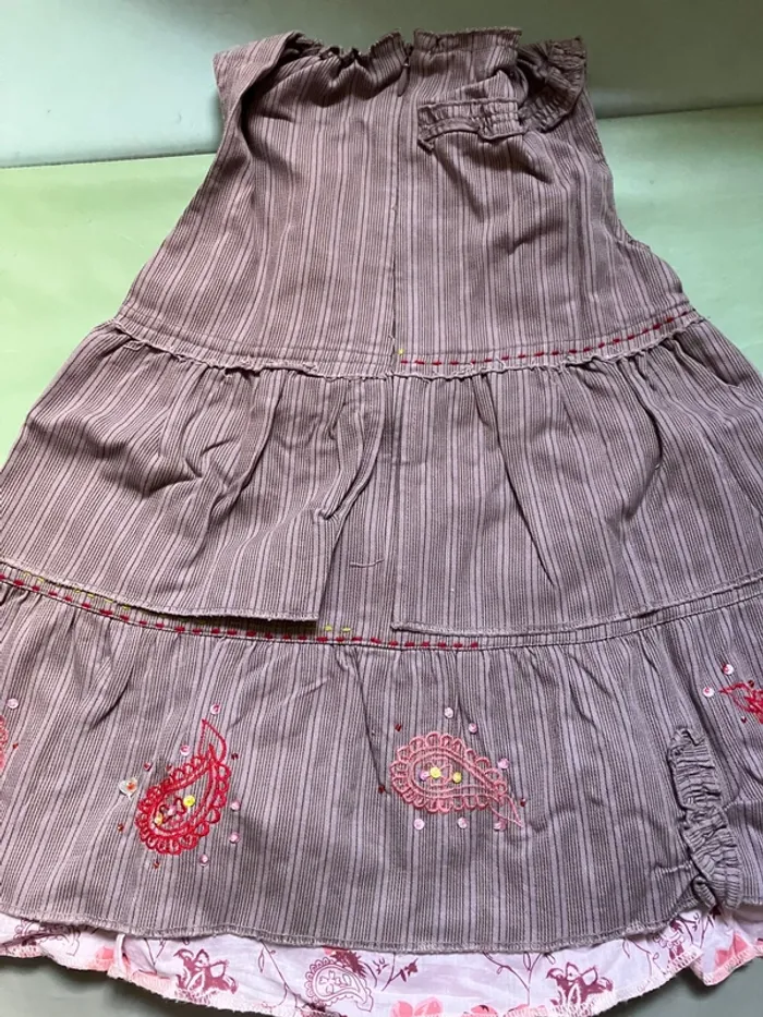 Lot de 4 robes&jupes automne / hiver 24 mois - photo numéro 6