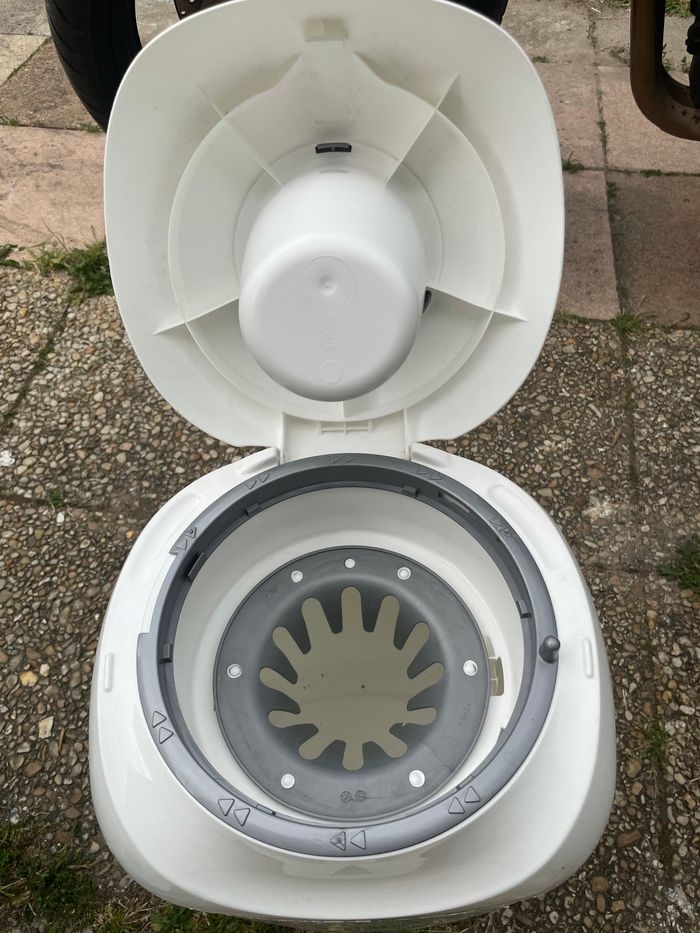 Poubelle à couche - photo numéro 2