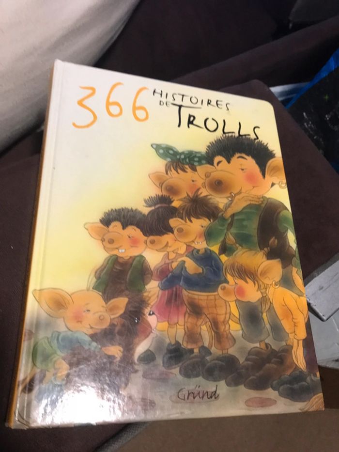 366 histoires de trolls