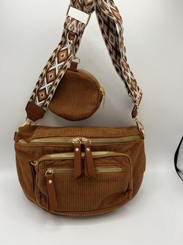 Sac banane bandoulière velours - photo numéro 4