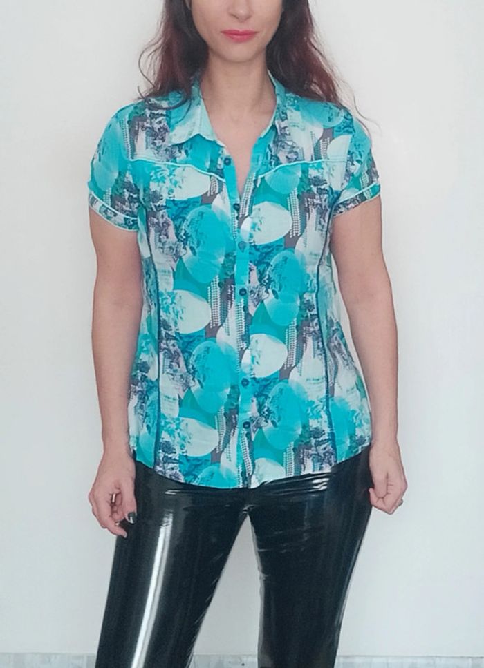 Chemise manches courtes tons bleus taille 36 - photo numéro 2