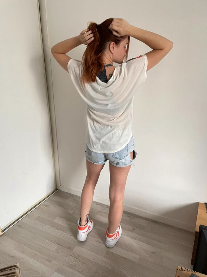 T-shirt motif plume - photo numéro 5