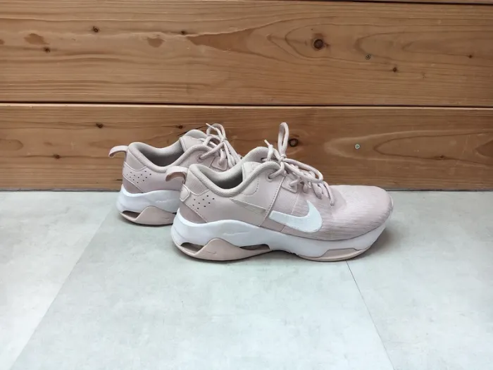 Basket Nike zoom bella taille 40 - photo numéro 2