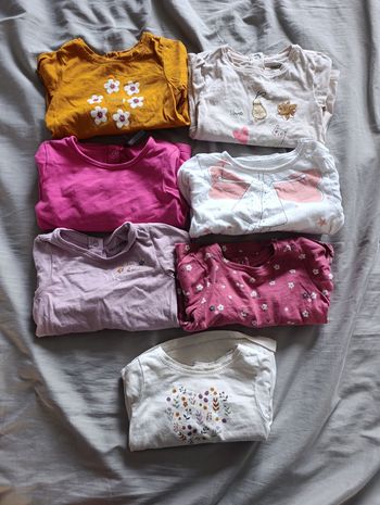 Lot tee shirt ML fille 9 mois 