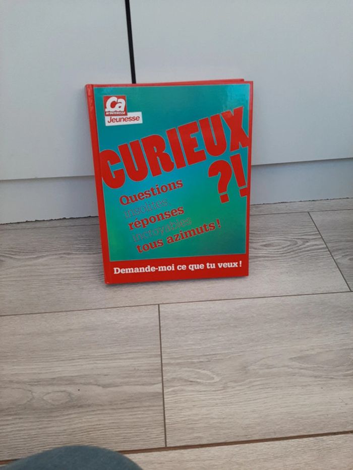 Livre curieux