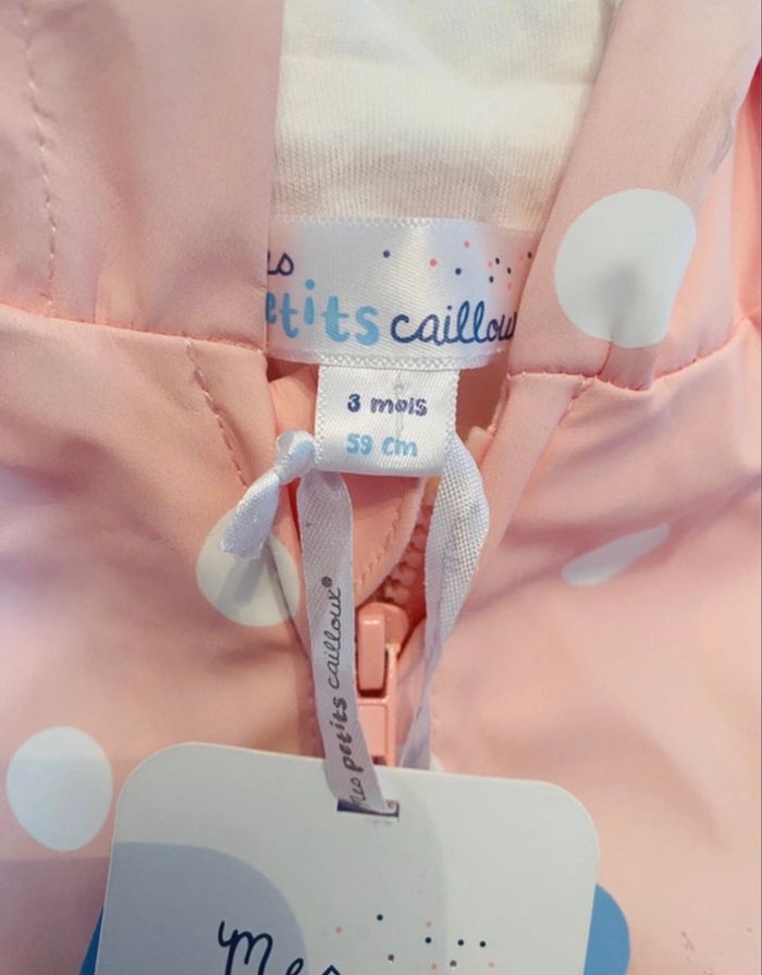 Combinaison / combipilote pluie taille 3 mois neuf - photo numéro 3