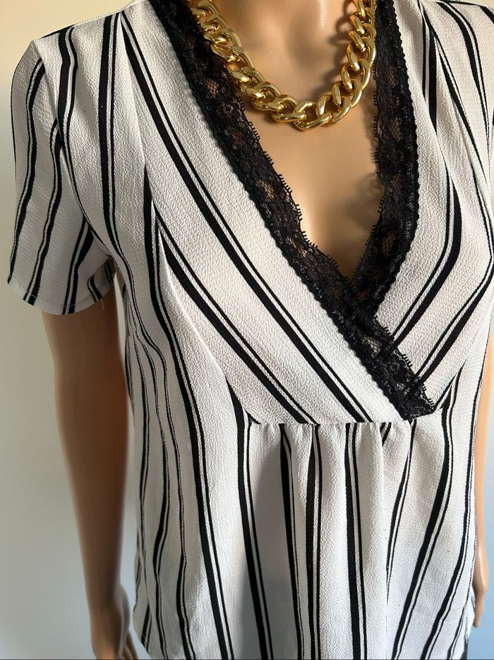 Blouse blanche et noire à manches courtes Morgan taille 36 TBE - photo numéro 4