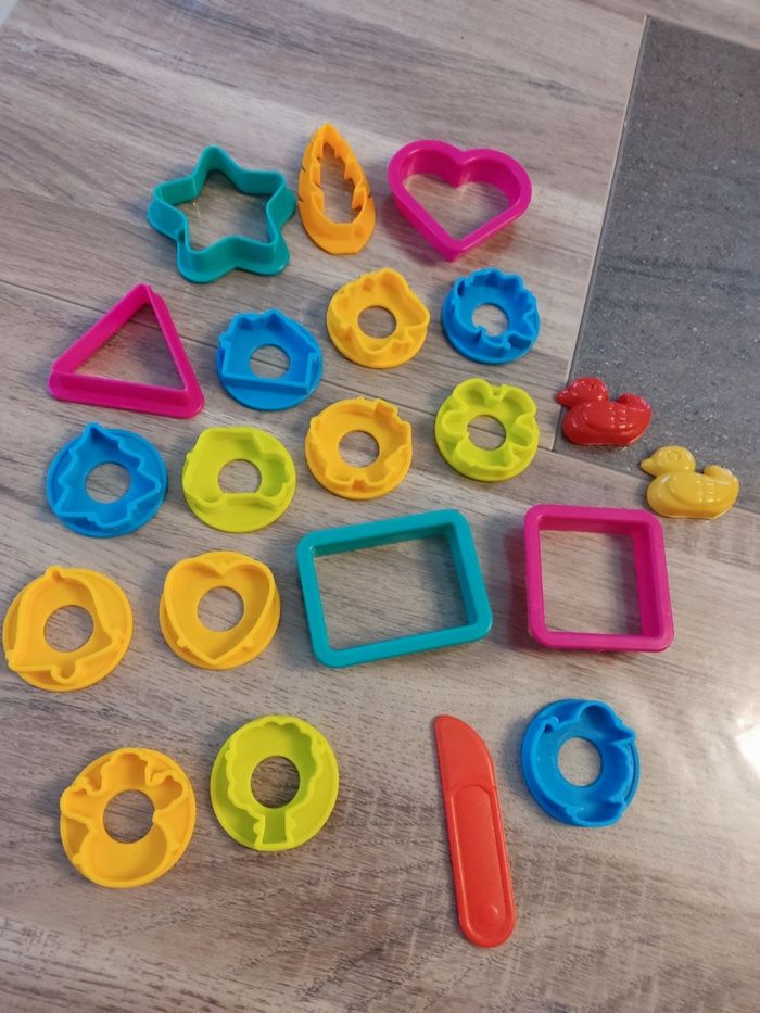4 lot de pâte à modeler - photo numéro 4