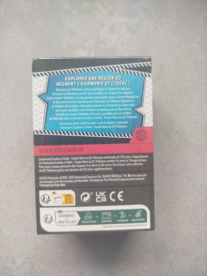 Pokémon - Bundle Foudre noire ev10.5 scellée - photo numéro 3