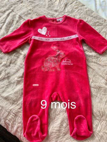 Pyjama lapin à croquer avec broderie anglaise