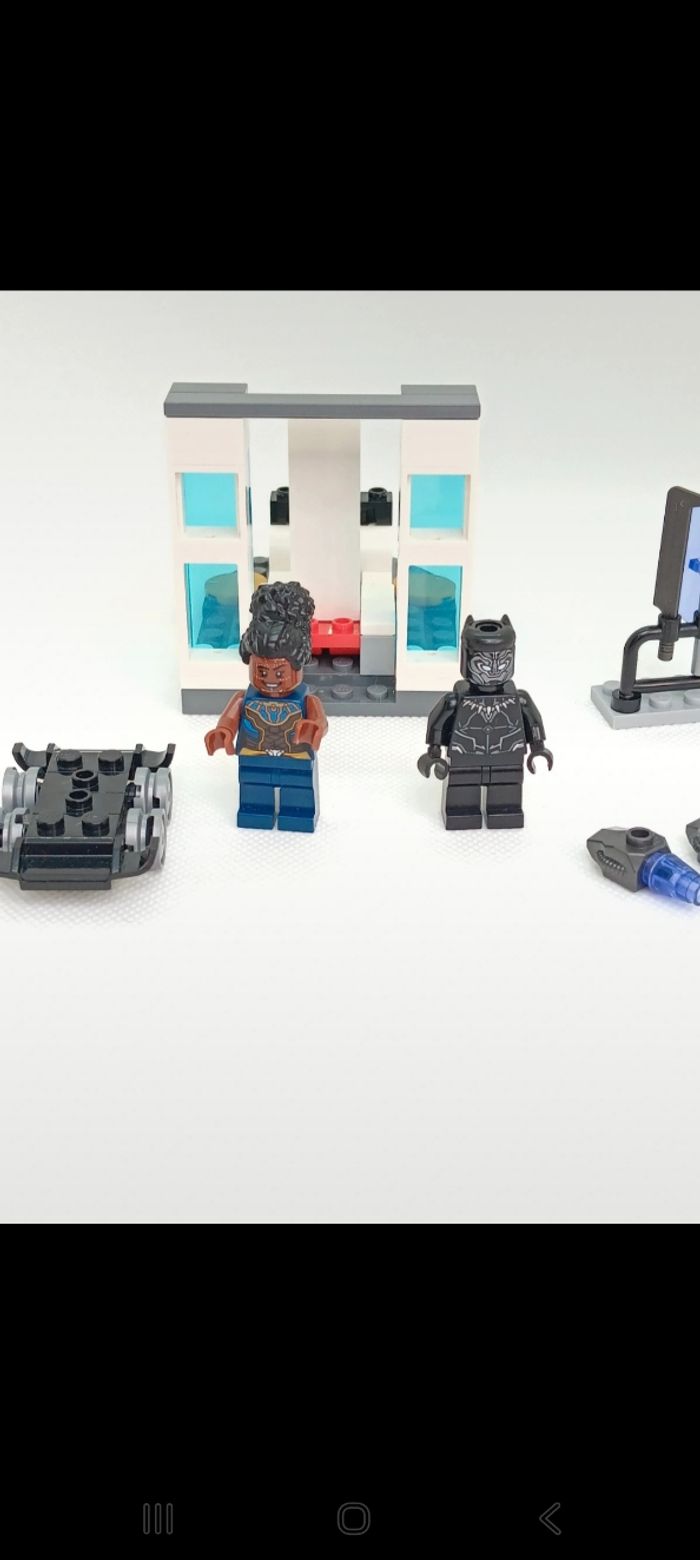 LEGO Marvel 76212 Black panther Le labo de Shuri 
Complet - photo numéro 7