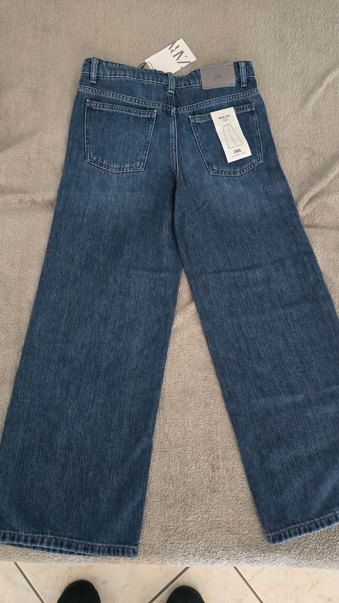 NEUF (non porté) superbe jeans wide leg 12ans fille - photo numéro 3