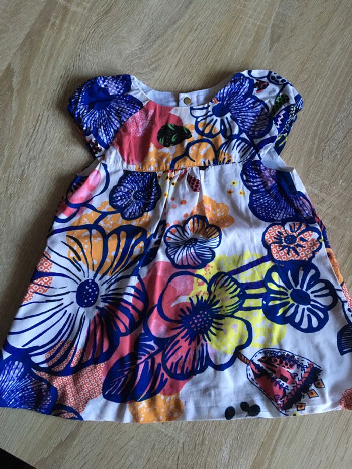 Robe taille 6 mois