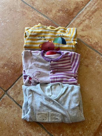 Lot 3 pyjamas polaire 6mois