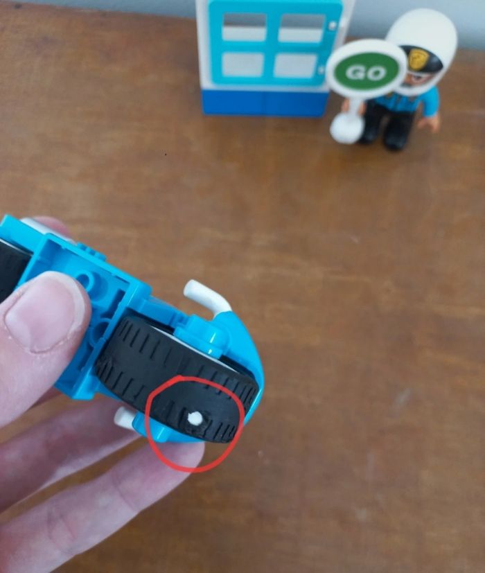 Moto de police Lego Duplo - photo numéro 3