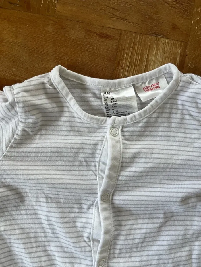 Pyjamas h&m 74cm sans pieds - photo numéro 2
