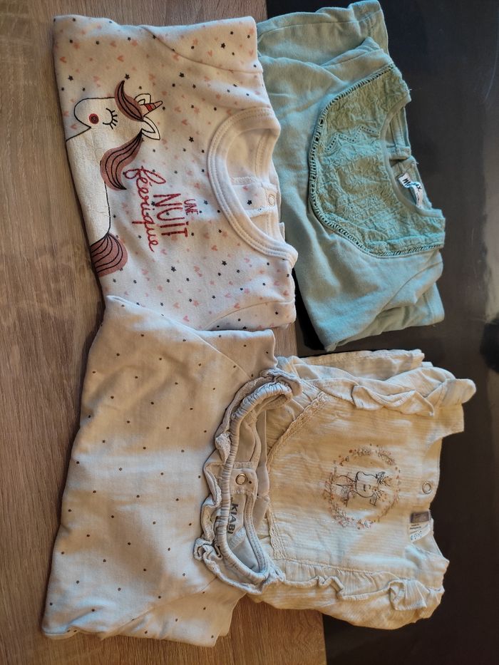 Lot t shirt 6 mois - photo numéro 1