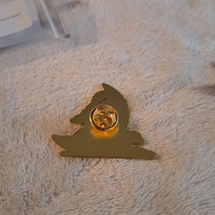 Pins pokemon noctali neuf - photo numéro 2