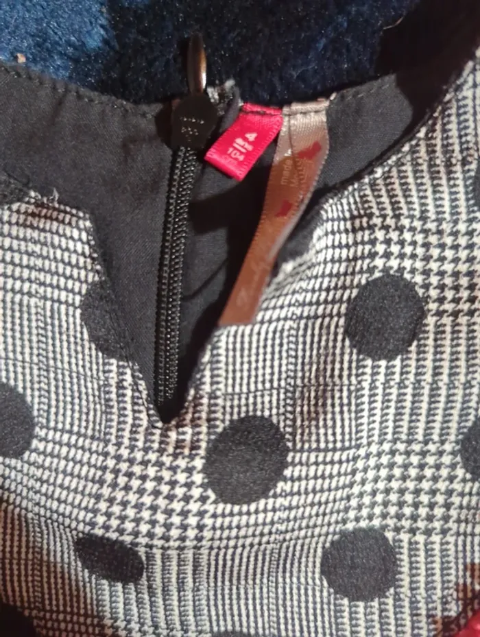 Robe manches longues à pois - photo numéro 4