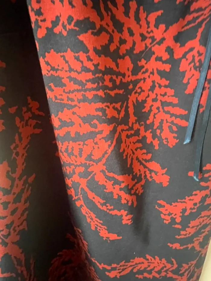 Robe marine fleurs orangées - photo numéro 3