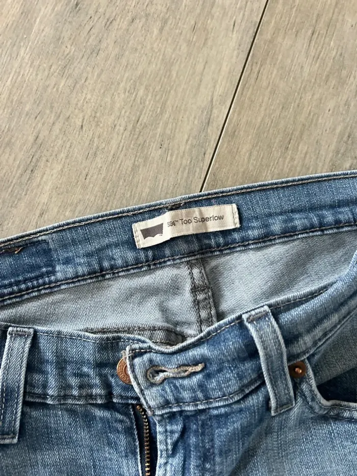 Levis - photo numéro 2
