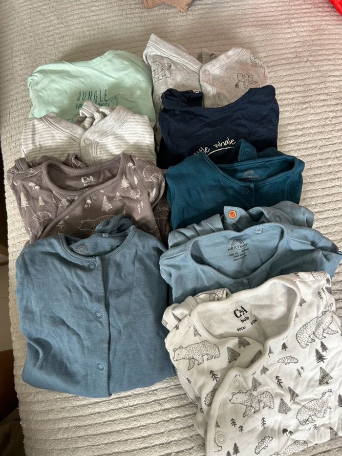 Lot de 9 pyjamas