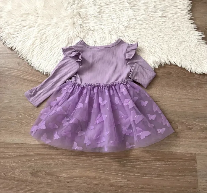 Robe lilas - photo numéro 2