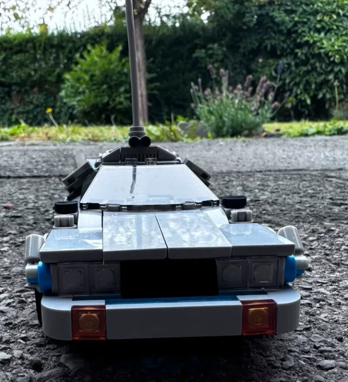 Dolorean Back to the future en briques - photo numéro 3