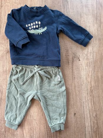 Ensemble jogging 9 mois