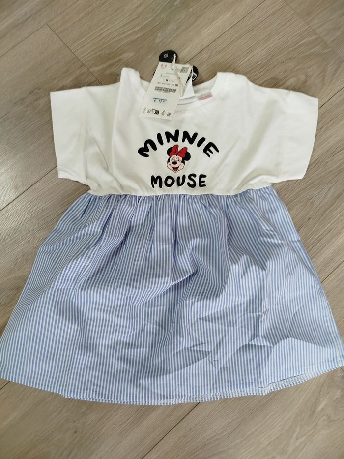 Robe minnie 2 ans neuf - photo numéro 2