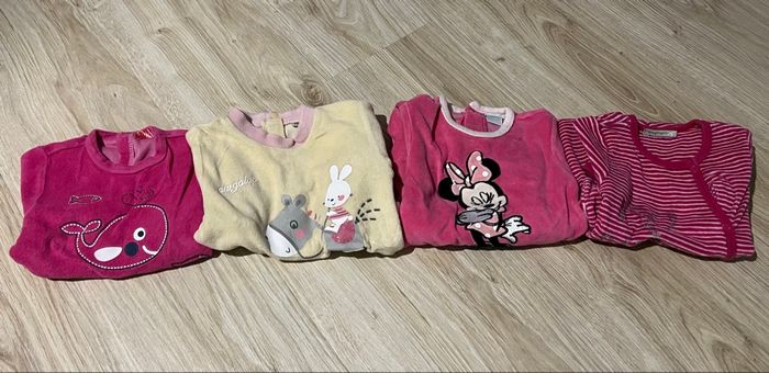 Lot 7 pyjamas velours 6 mois - photo numéro 4
