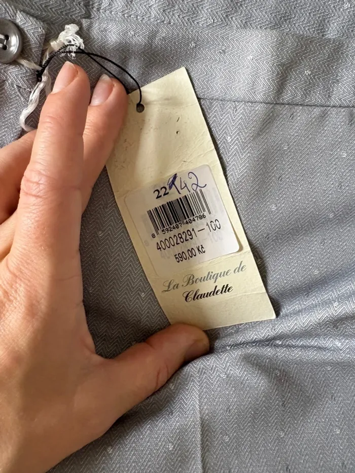 Pantalon gris neuf – Taille 42 – La Boutique de Claudette - photo numéro 4