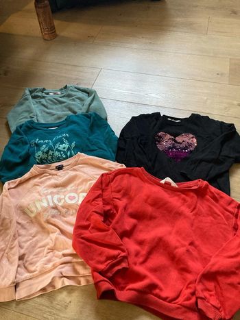 Lot 5 pull/sweat
