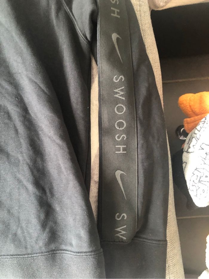 Haut nike manche longue taille XL enfant - photo numéro 2