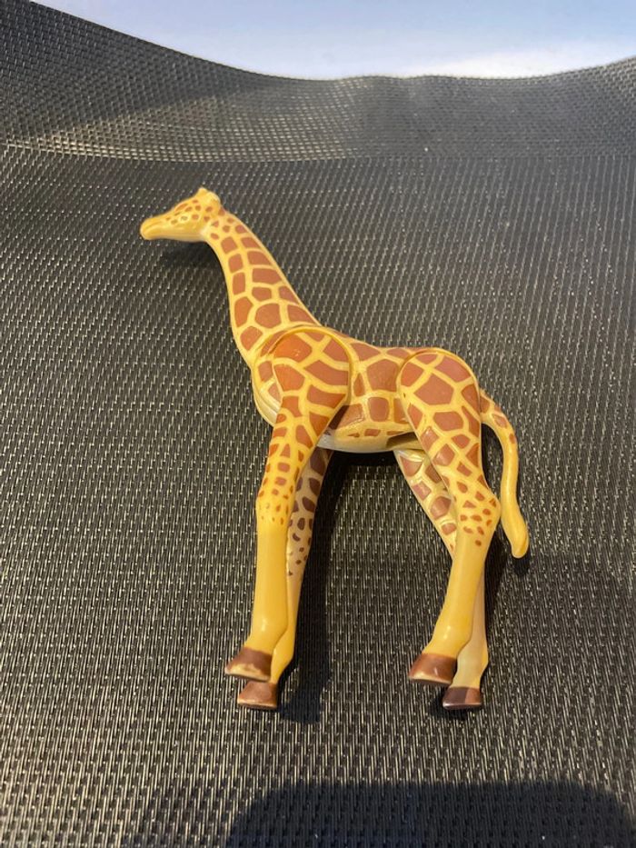 Playmobil figurine girafe adulte 1 oreille et cornes antennes Cassées animaux sauvages - photo numéro 4
