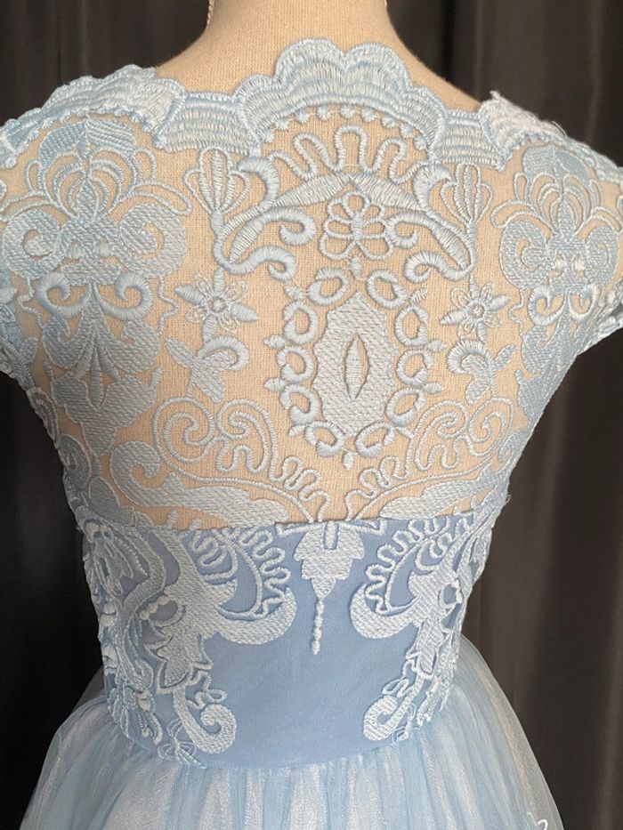 Robe de cérémonie Chichi London - photo numéro 5