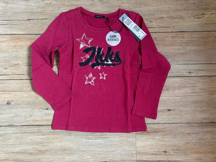 T-shirt IKKS taille 4 ans. Neuf étiqueté