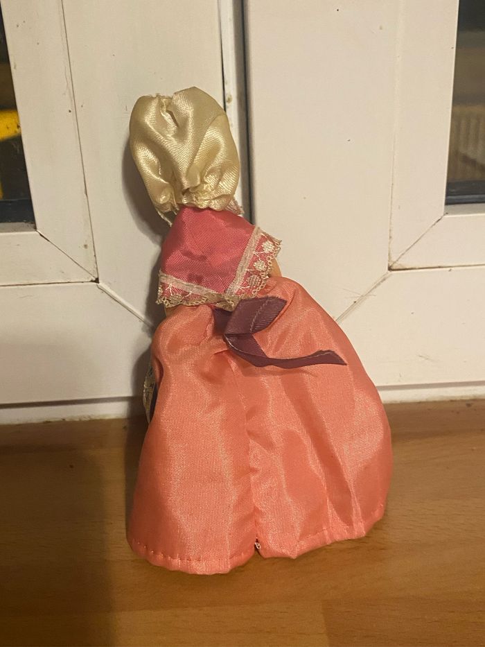 Poupée - photo numéro 3