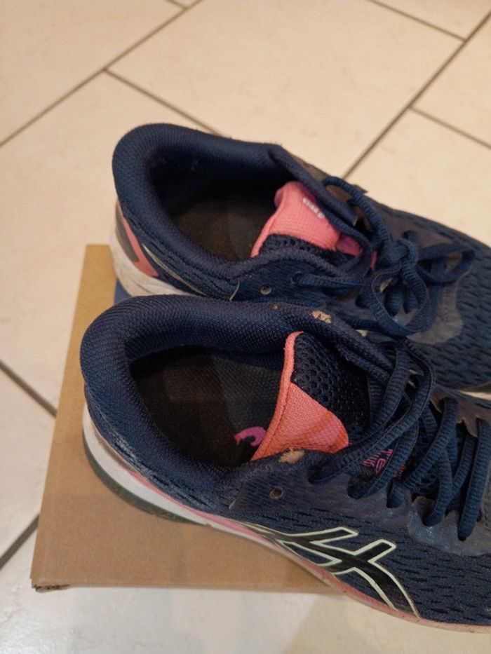 Baskets Asics GT-1000 taille 35,5 - photo numéro 3