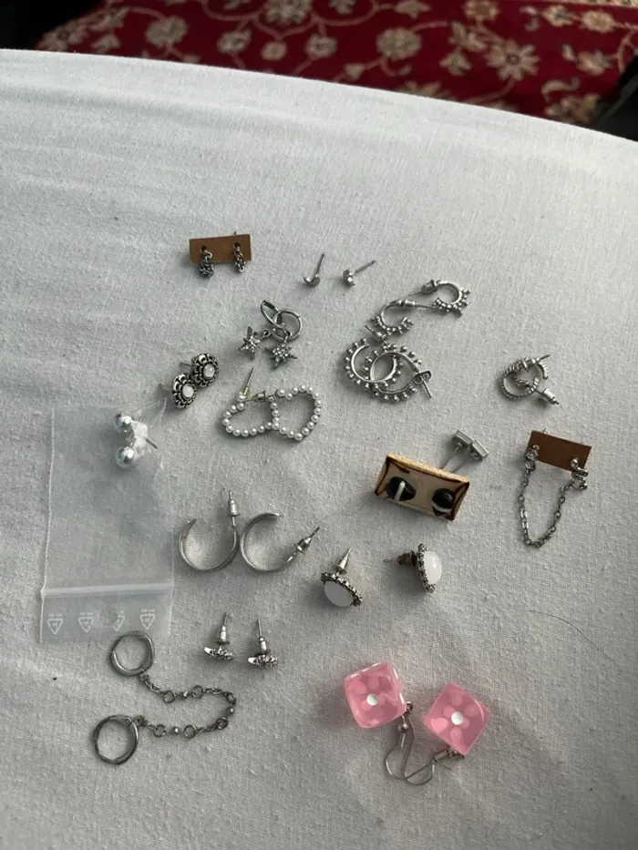Lot boucles d’oreilles