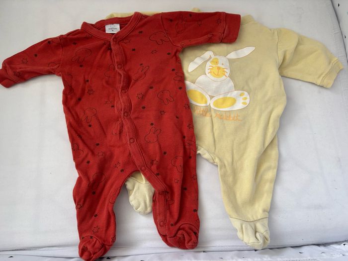 Lot 2 pyjamas