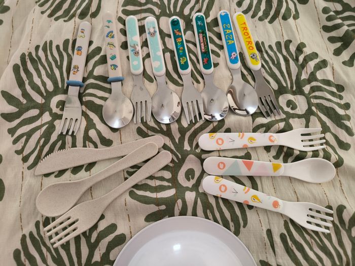 Lot de bols et couverts - photo numéro 5